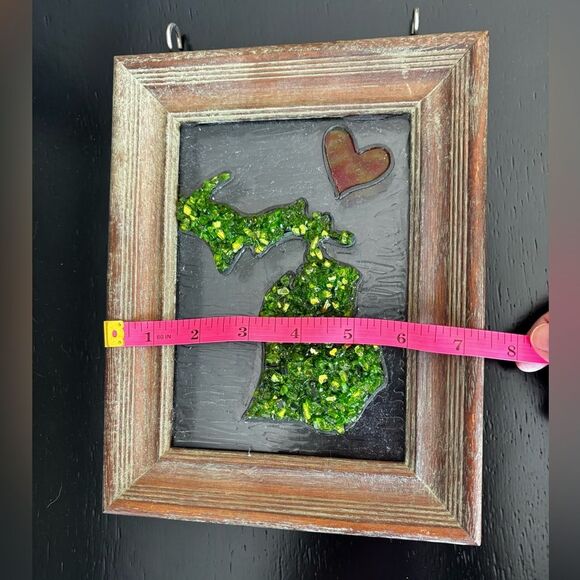 Michigan Stained glass heart hanging window art. State of Michigan painted frame - Picture 2 of 8